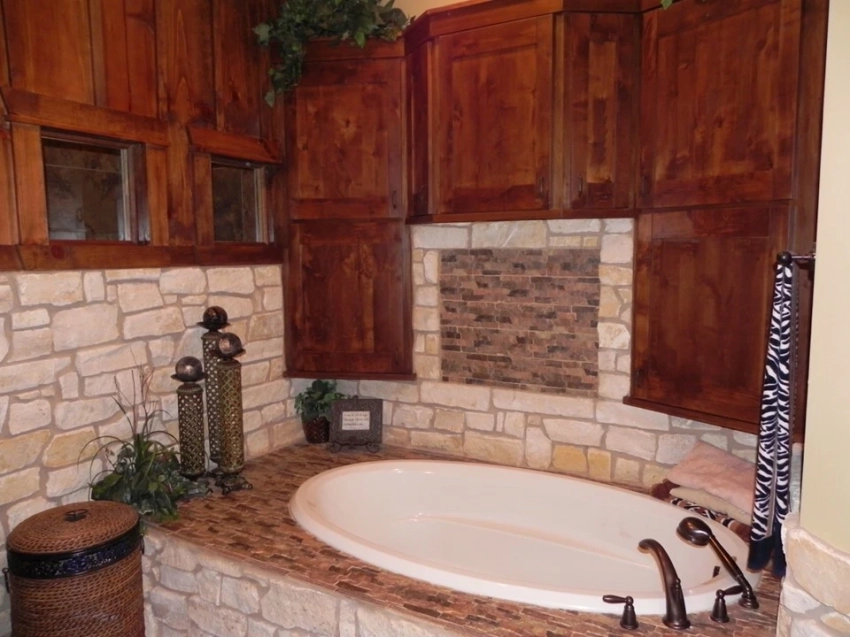 Rustic Master Tub